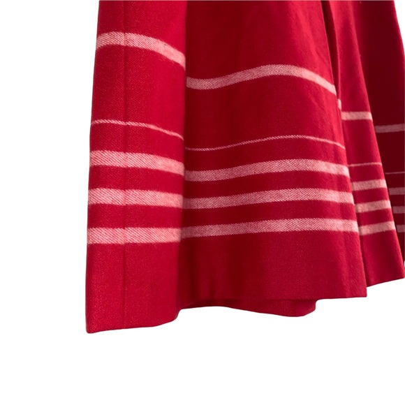 Gorgeous Ann Taylor Wool Skirt, like new - Picture 5 of 16